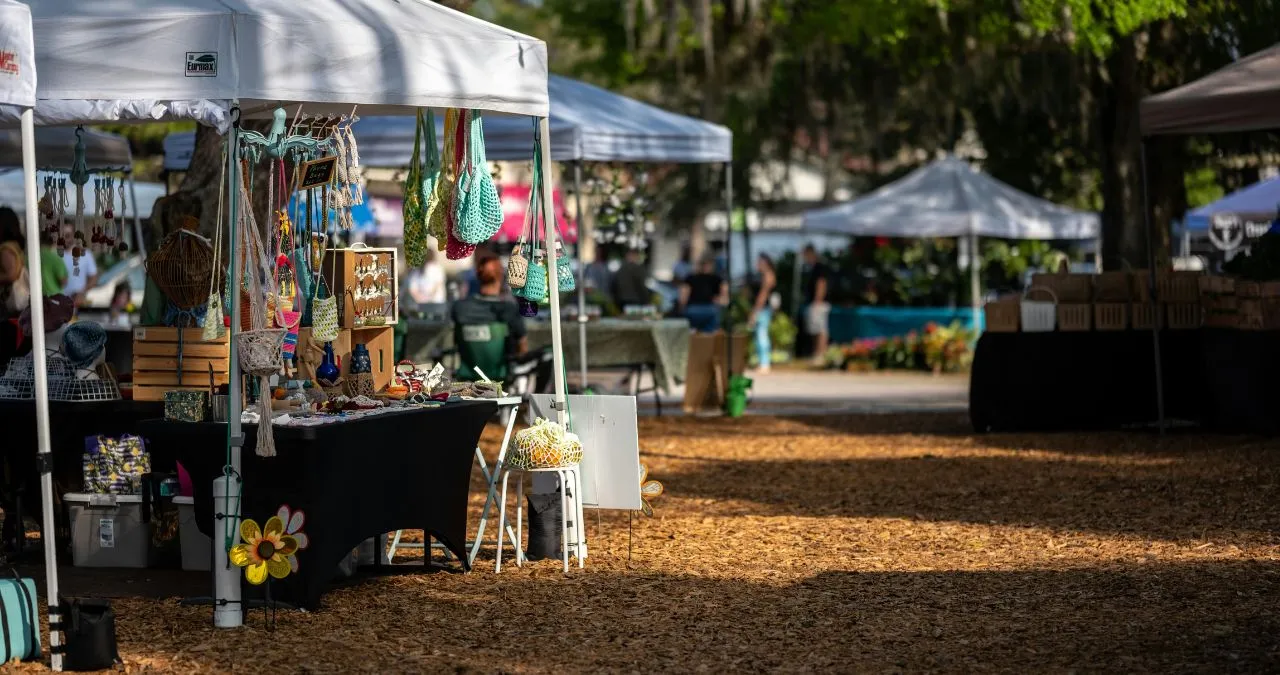 Home 15 Must-Have Flea Market Items for a Retro Kitchen